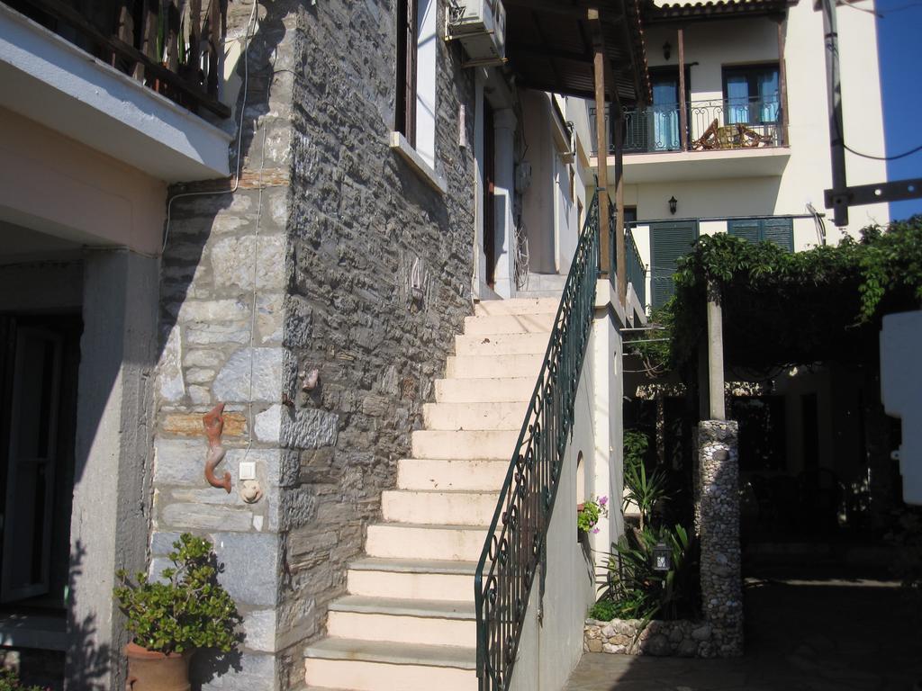 Gorgona Apartment Milína Exterior foto