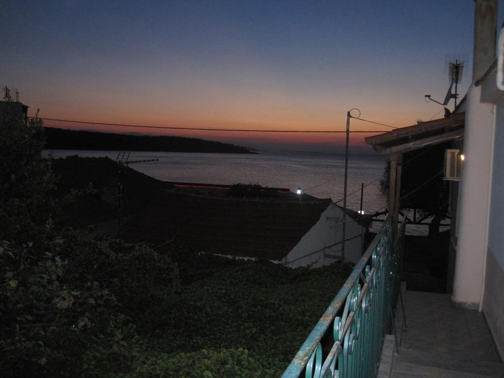 Gorgona Apartment Milína Exterior foto