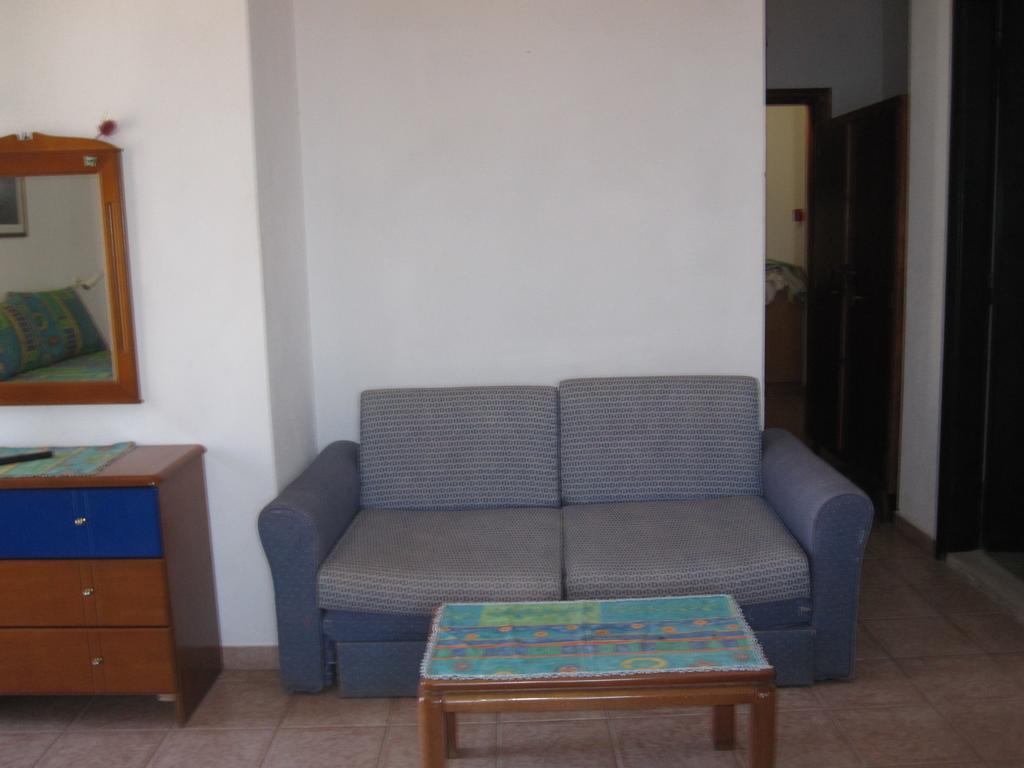 Gorgona Apartment Milína Exterior foto